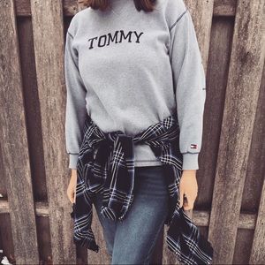 Vintage Tommy Hilfiger Sweatshirt